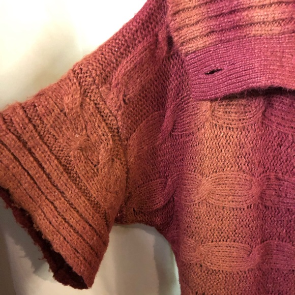 🎉HP🎉 Cozy Lane Bryant short-sleeve sweater - Picture 3 of 6